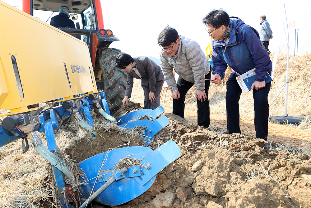 깊이거름주기_장치_시연회 2