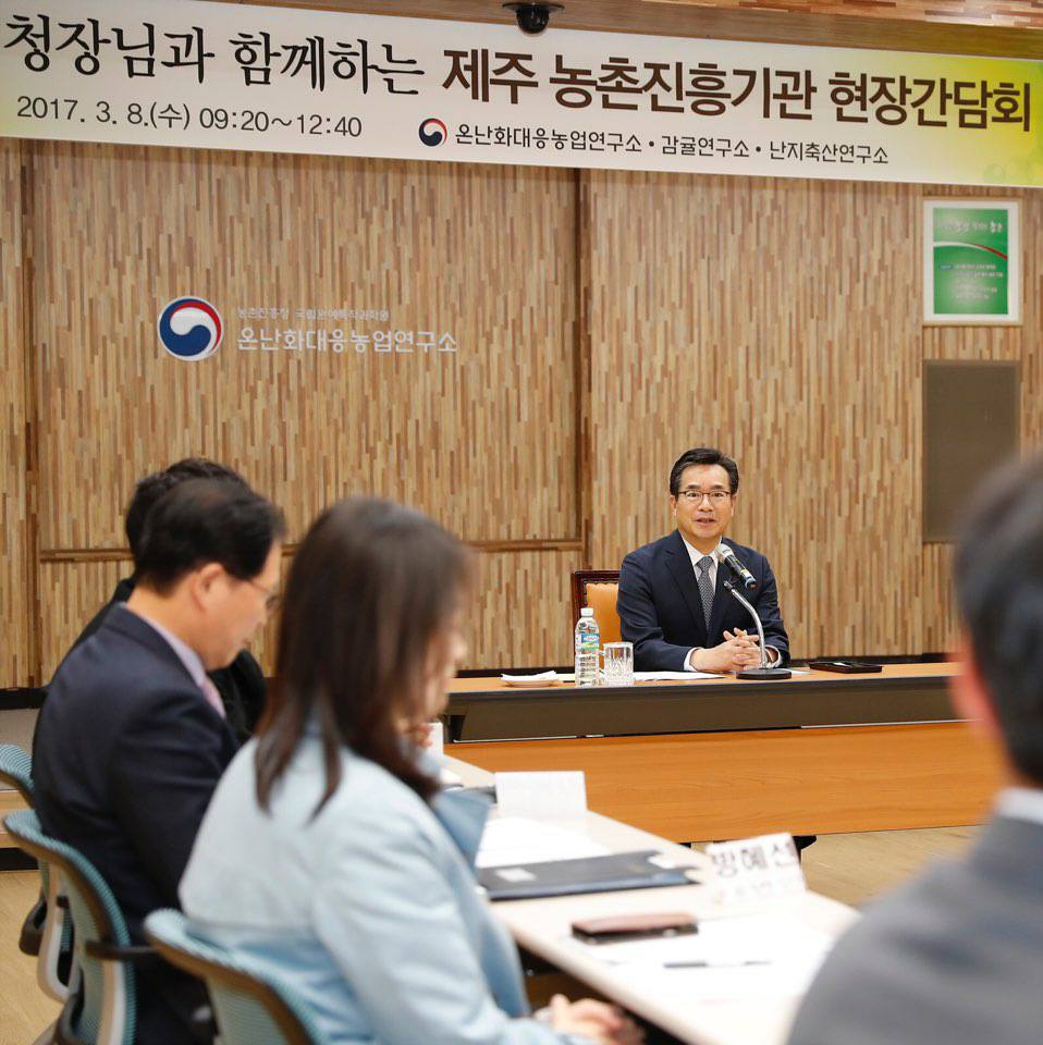 이미지 대체 내용을 작성합니다.