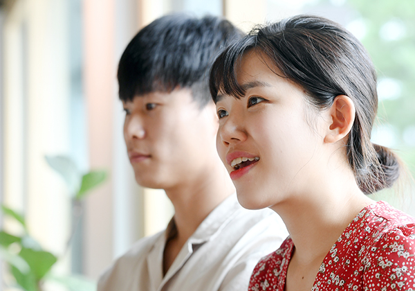 카페 감자밭 이미소·최동녘 대표
